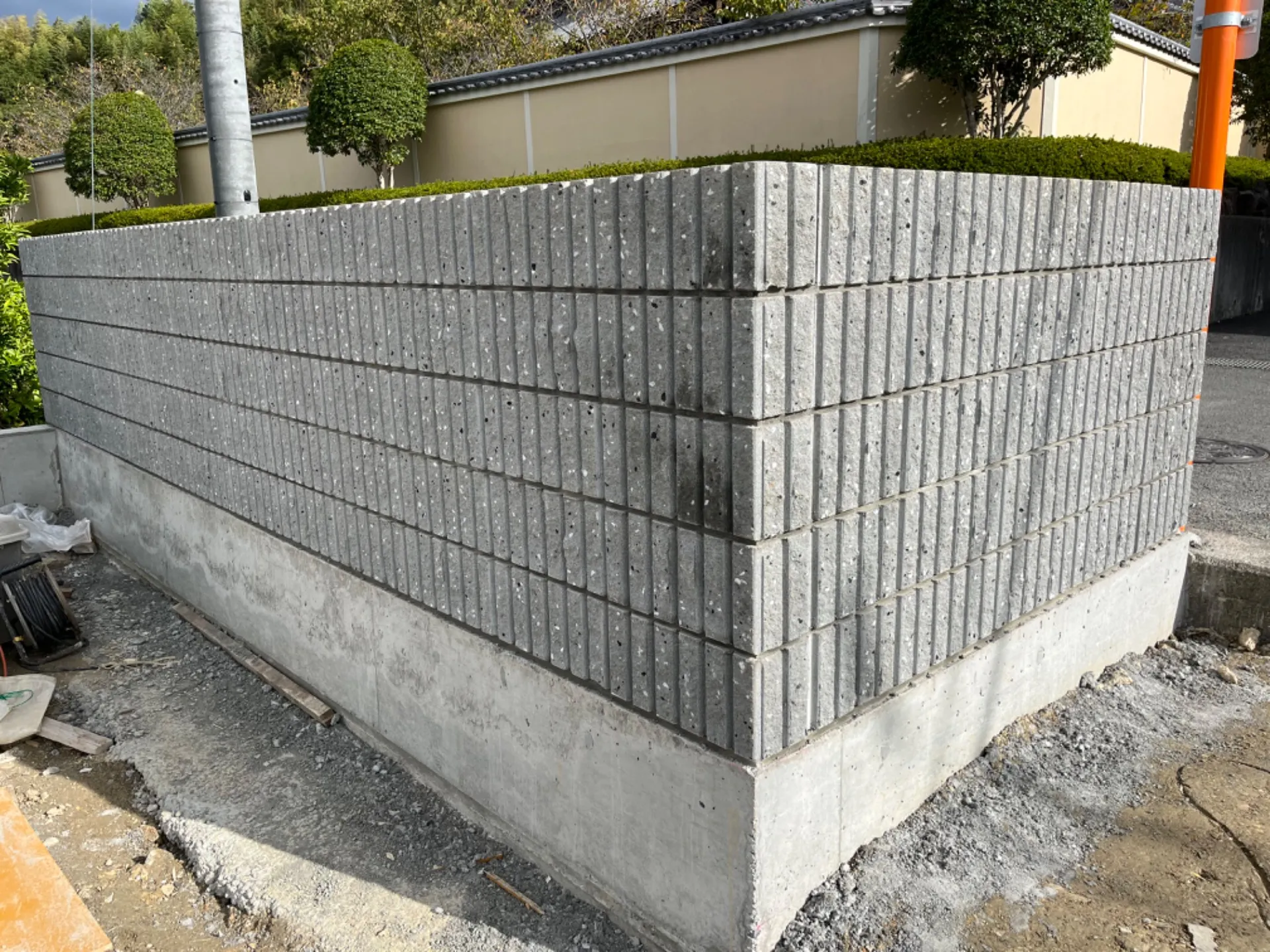 集合住宅のゴミ置き場ブロック施工